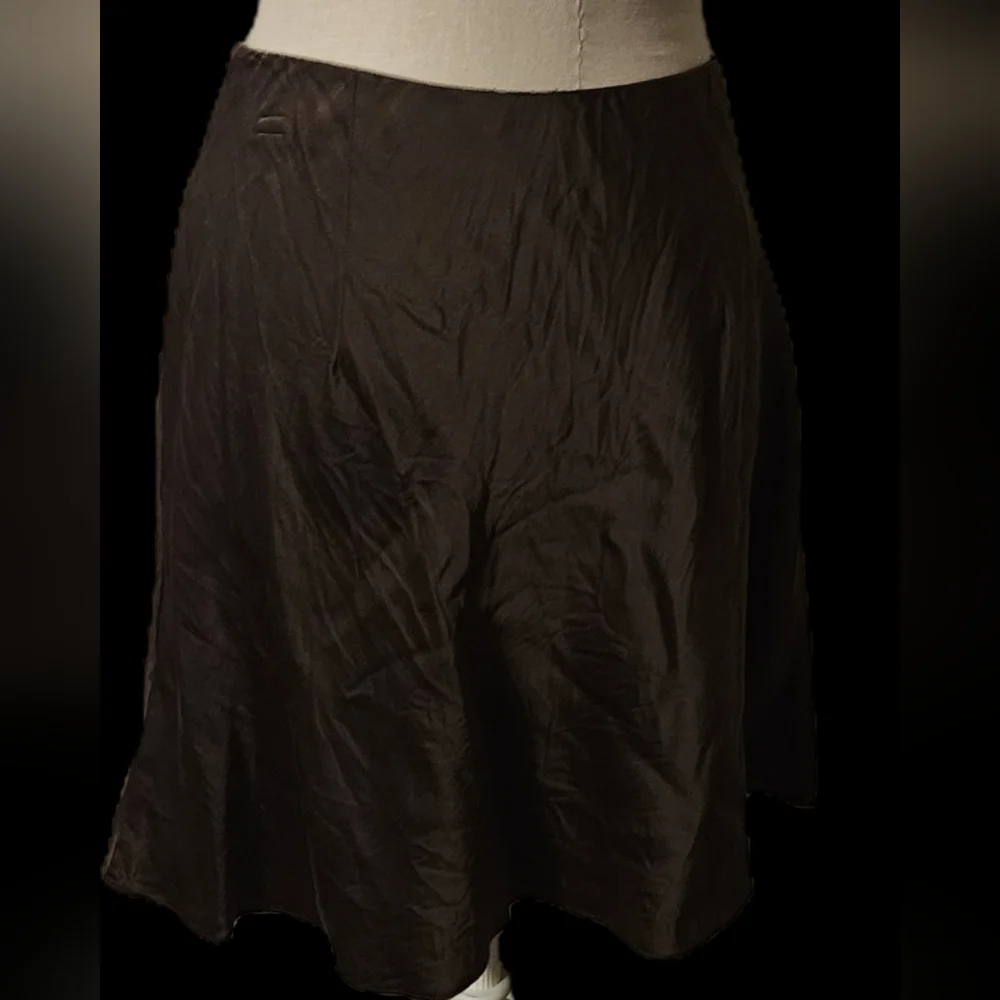 NWOT Quince A Line Pleated Skirt - Picture 2 of 3